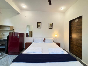 Studio Green Haven- R 7 by Mukund Sadan Arambol
